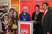 Lilien I.: Empfang bei der SPD in der Burg Altendorf